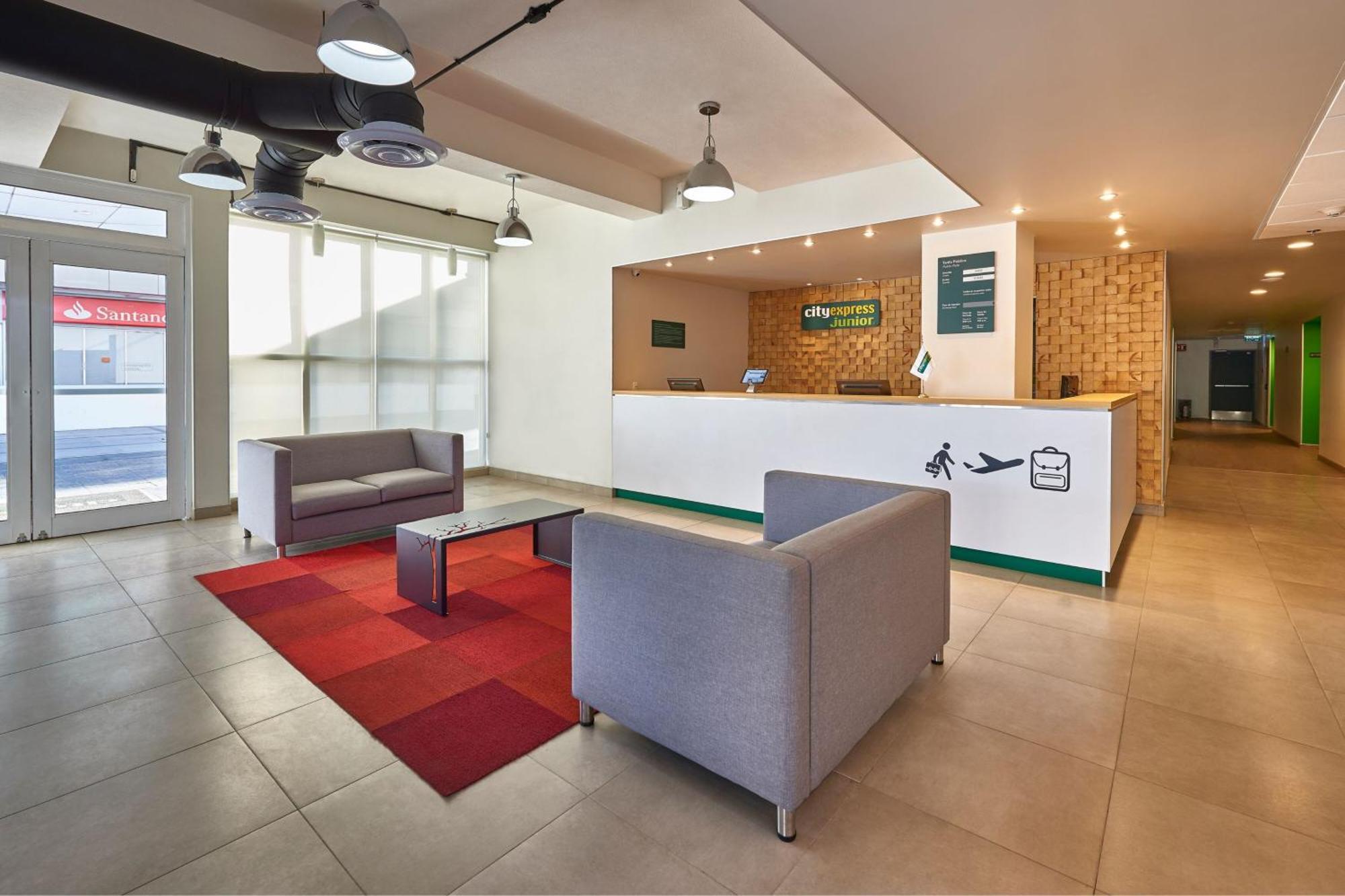 City Express Junior By Marriott Toluca Zona Industrial Exterior photo