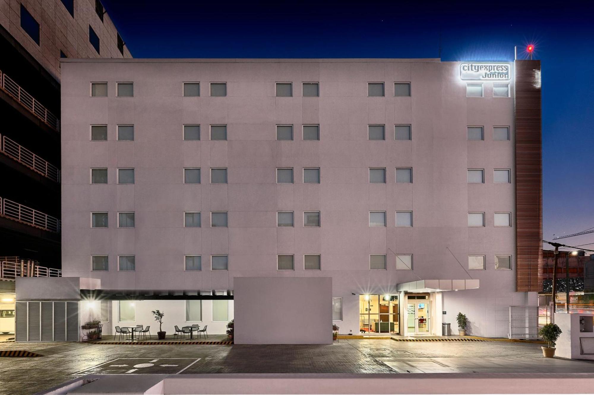 City Express Junior By Marriott Toluca Zona Industrial Exterior photo