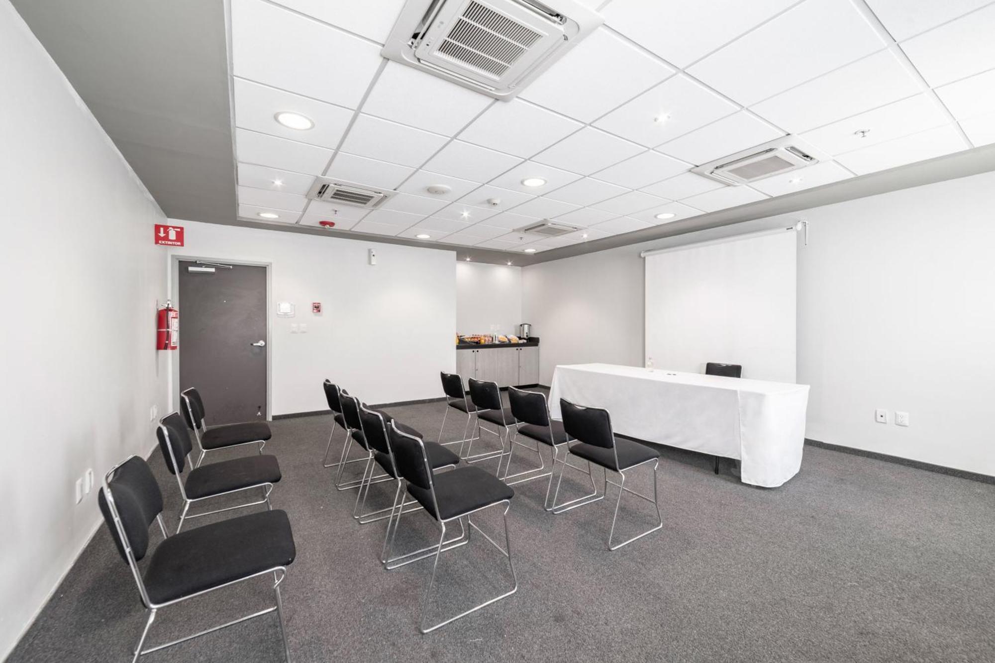 City Express Junior By Marriott Toluca Zona Industrial Exterior photo