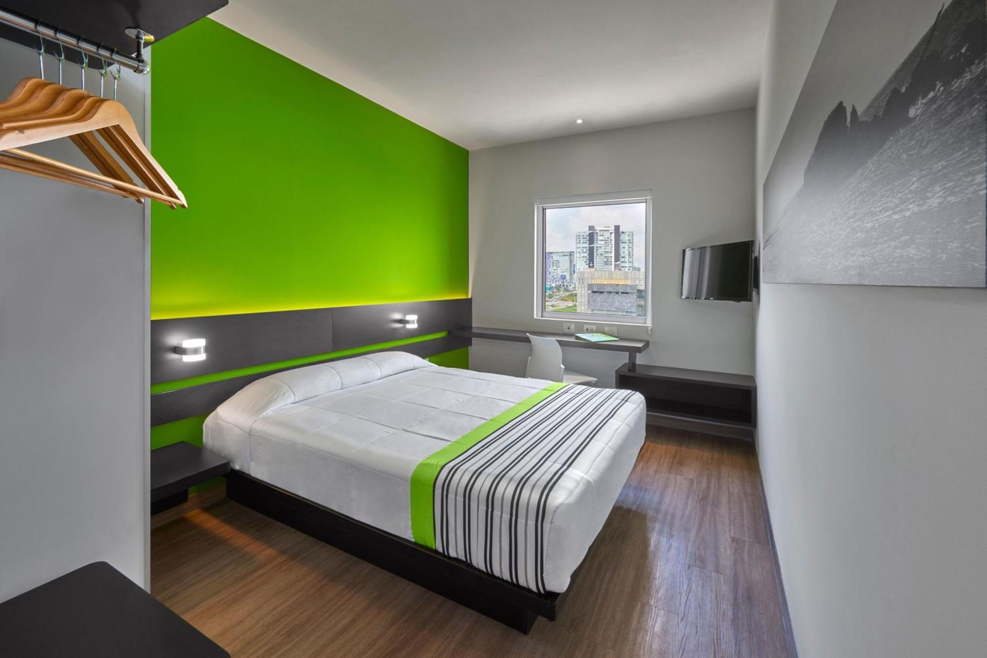 City Express Junior By Marriott Toluca Zona Industrial Exterior photo