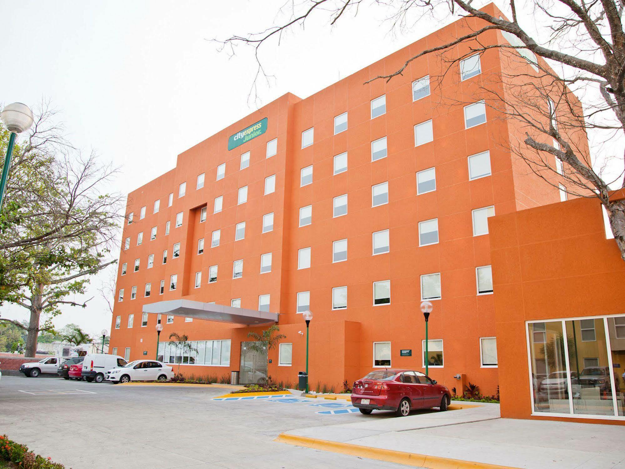 City Express Junior By Marriott Toluca Zona Industrial Exterior photo